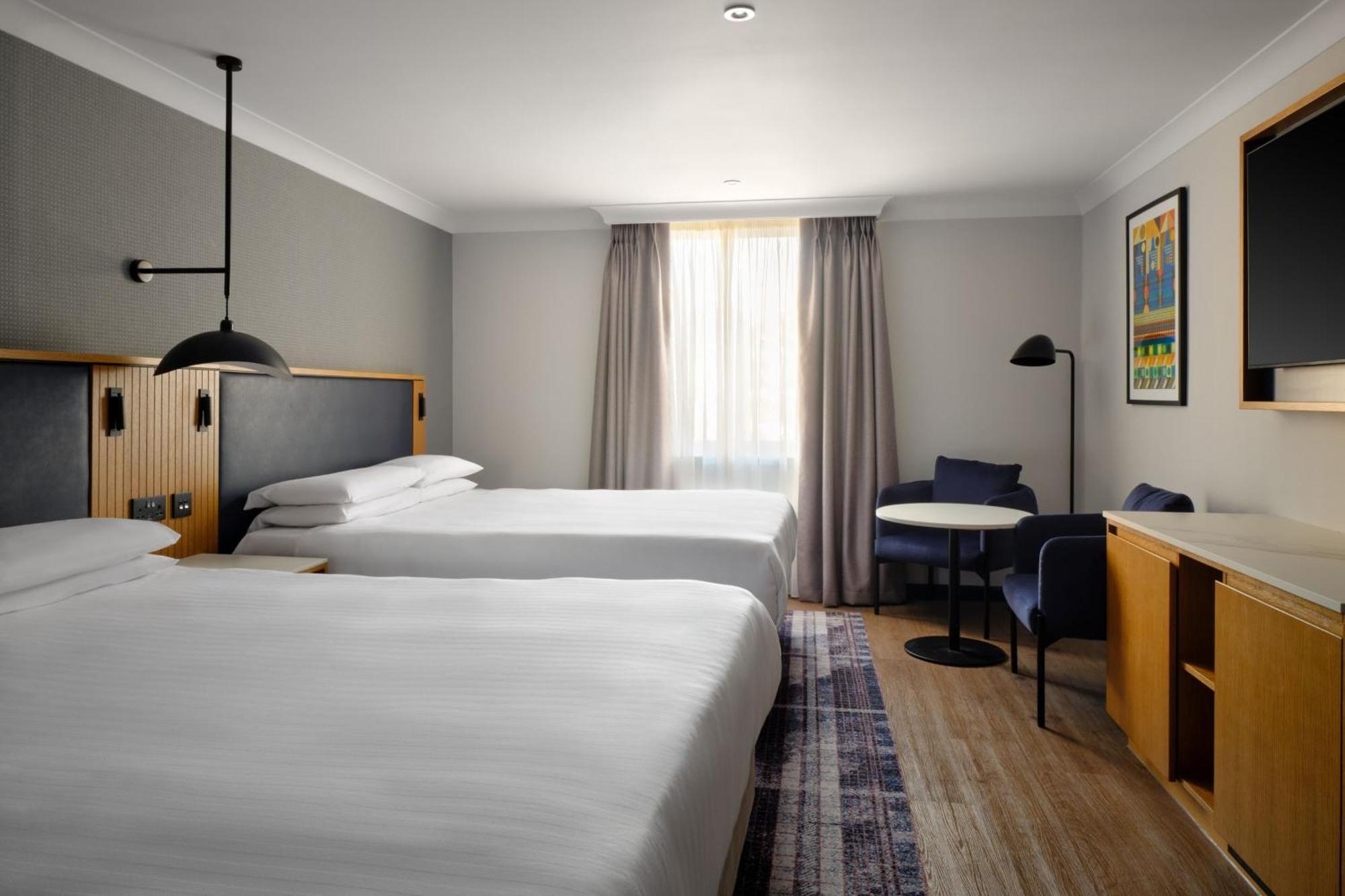 Marriott Holyrood Отель 4*
