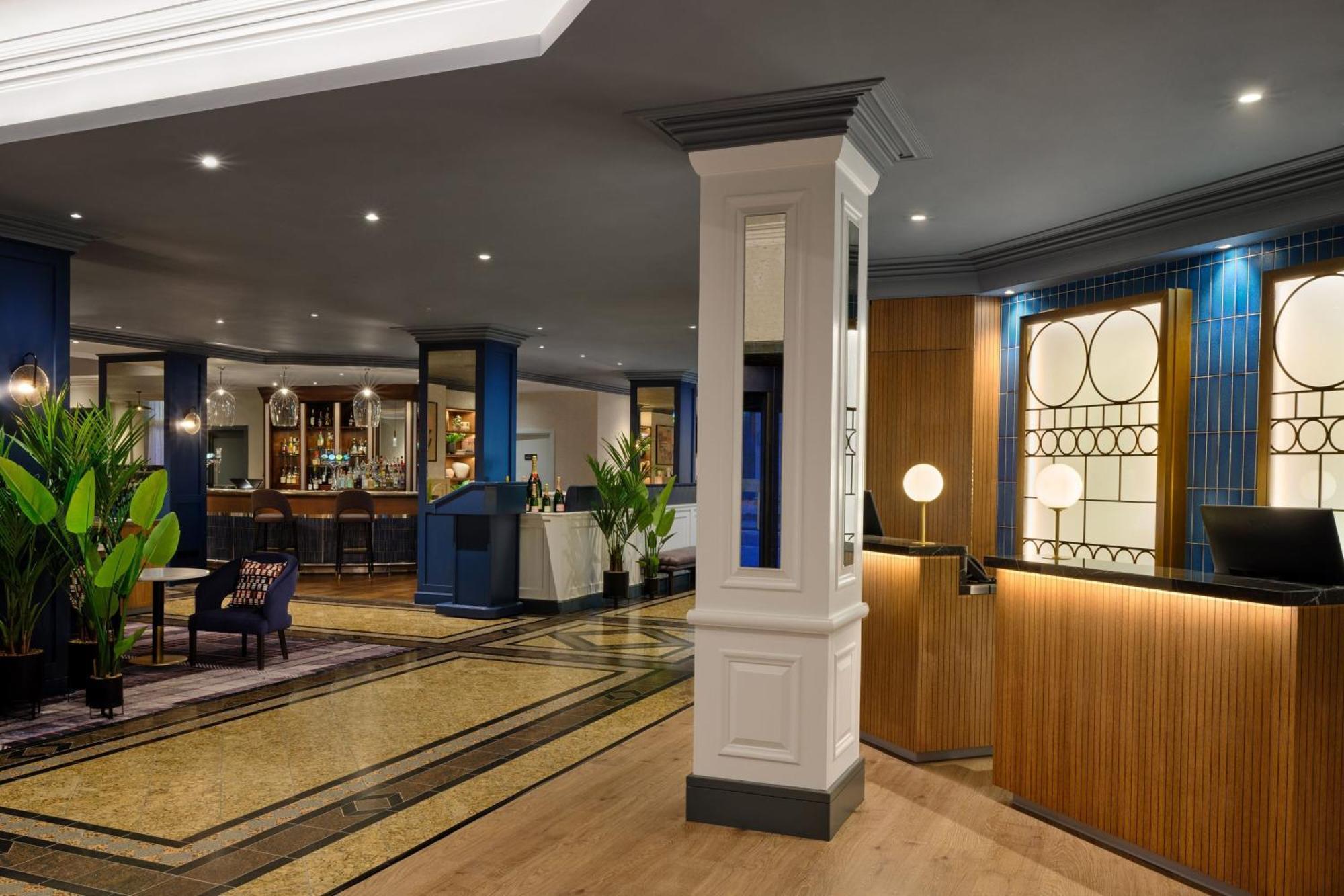 Marriott Holyrood Отель Эдинбург